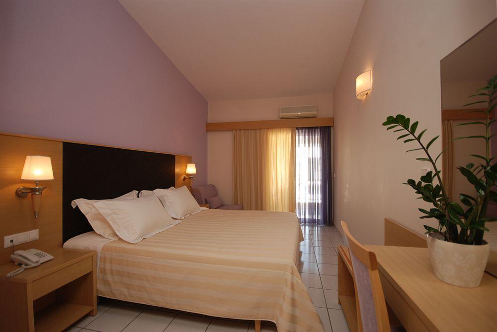 Albatros Hotel Sívota Extérieur photo